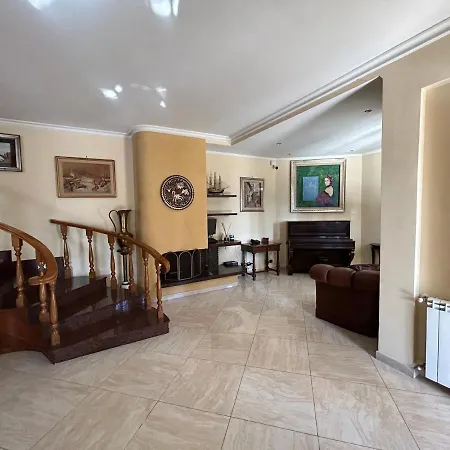 Apartment Visconti - Anagnina By Ghor Rom